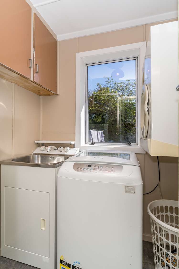 18 Bernard Street Kenmure_14