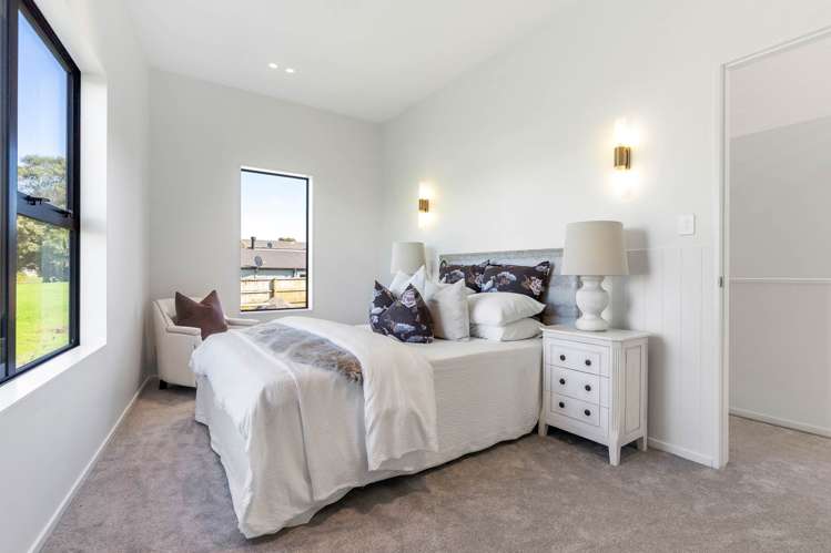 28 Weybridge Crescent Glen Innes_16