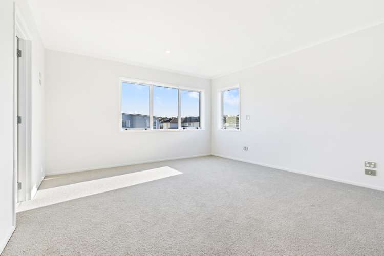 13 Couldrey Crescent Red Beach_15