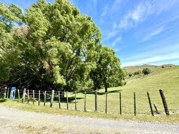 3254 Pourerere Road Lot 1_4