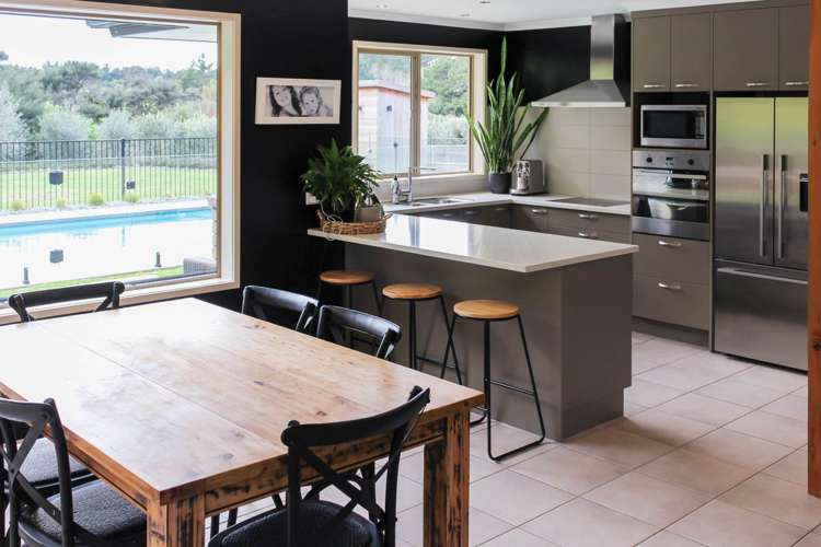 90 Taiapa Road Muriwai_7