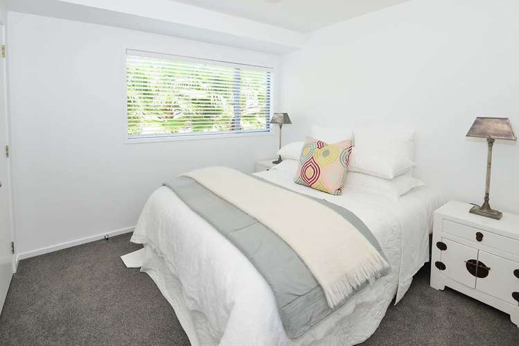 117 Waldorf Crescent Orewa_17