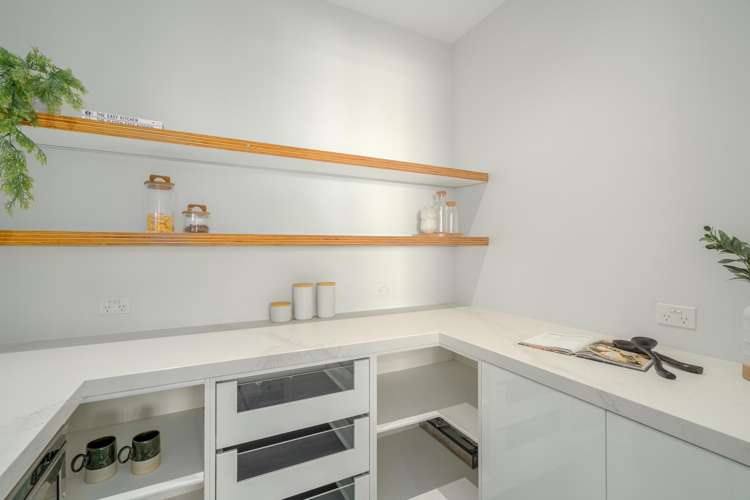 39 Waterstock Way Parklands_12