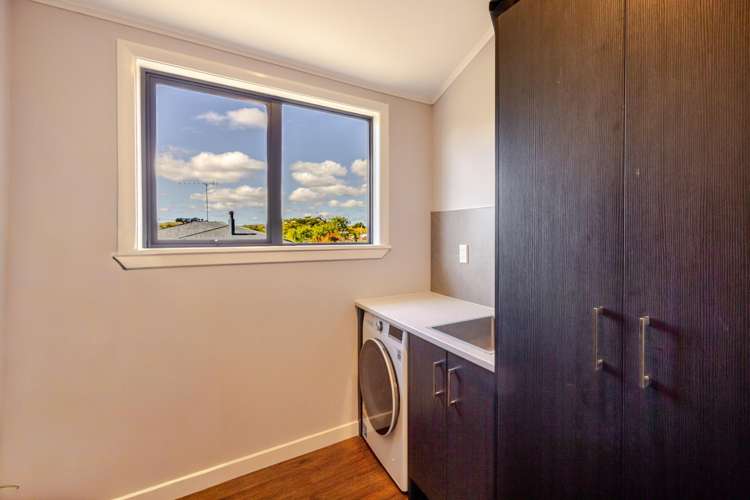 4 Holyrood Terrace Waipukurau_11