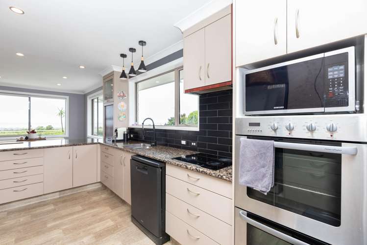 593 Main South Road_3