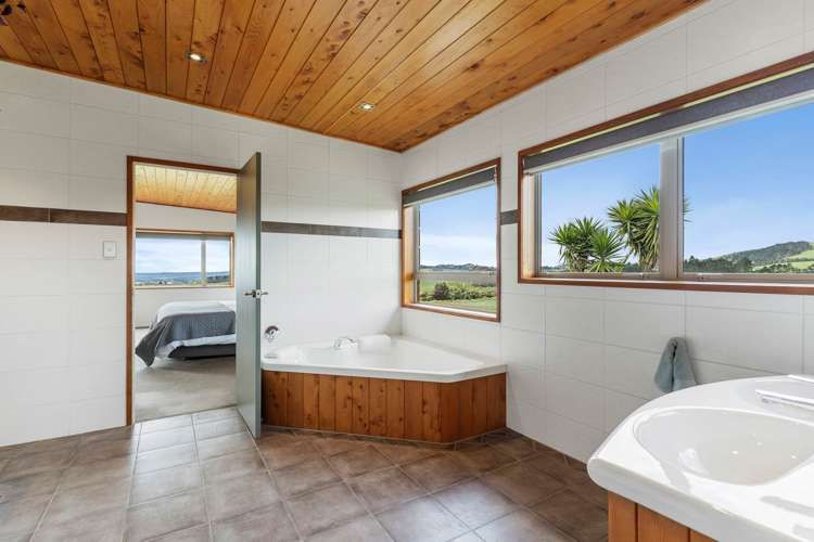 168 Portsmouth Road Bombay_12