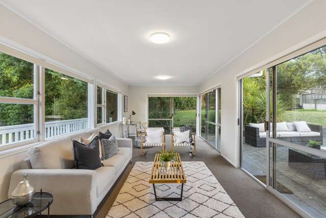 1/42 Woodlands Crescent Browns Bay_3