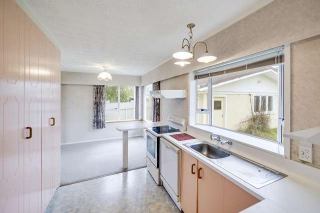 43 Holyrood Street Taradale_4