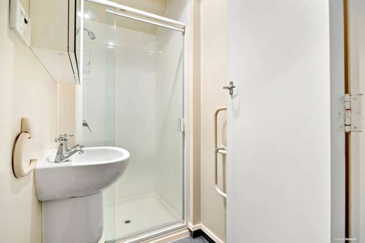 27 Fyvie Avenue Mount Roskill_20