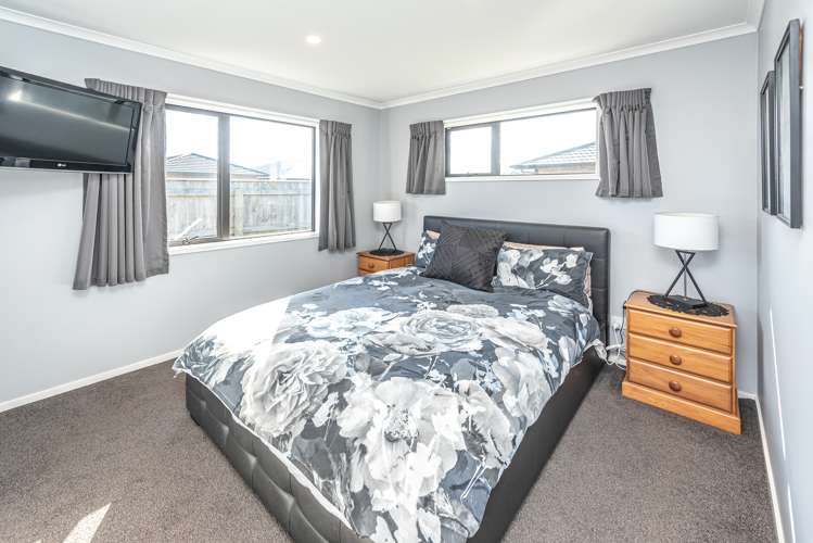 26 Simon Street Tawhero_17