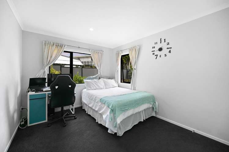 27 Stan Heather Drive Glenview_12