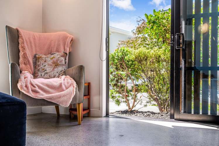 8 Station Street Hobsonville_13