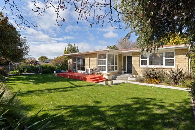 Low-maintenance living in the heart of Springlands