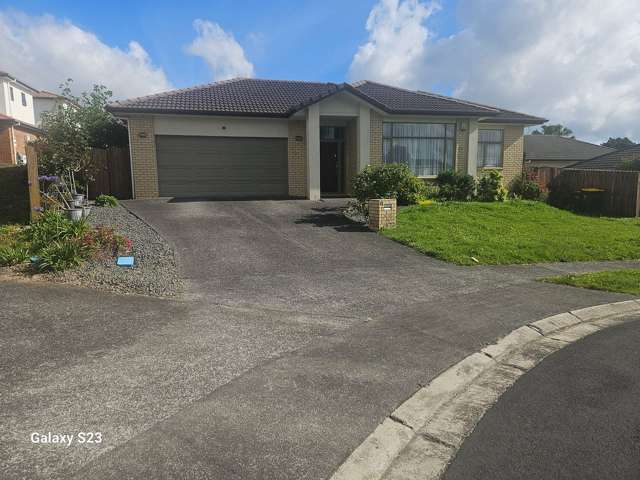 Spacious Modern Family Home in East Tamaki