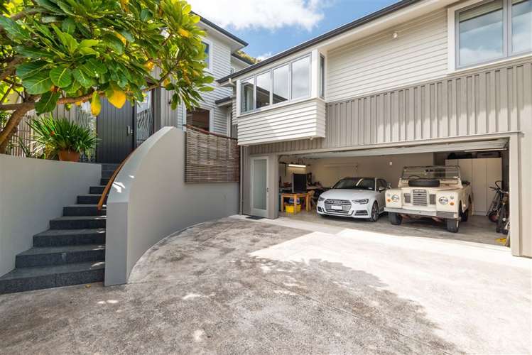 36 Williamson Avenue Belmont_19