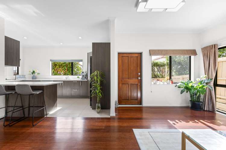 11 Agapanthus Place Flat Bush_20