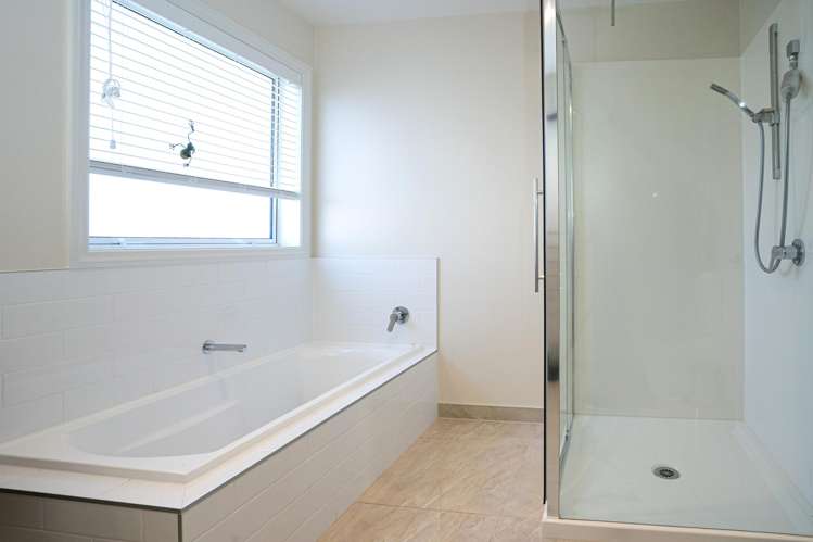 46 Carnaveron Drive Lincoln_14