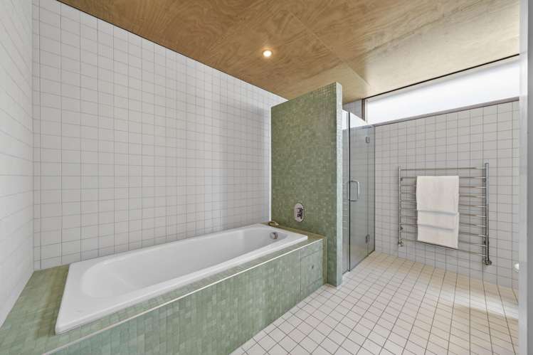 94 Stanley Point Road Devonport_19