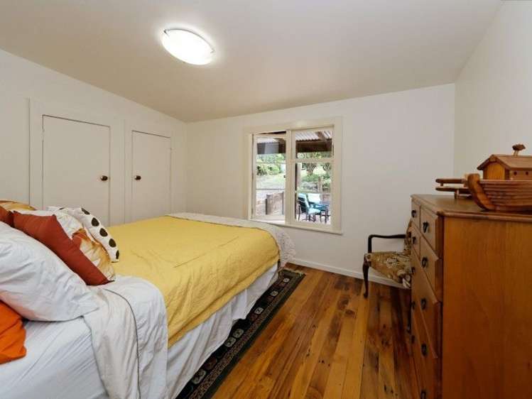 663 Huia Road Parau_12