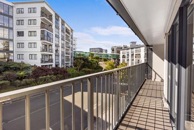 2D/1 Wadier Place Henderson_8