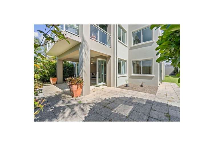 7/235 Devonport Road Tauranga Central_1