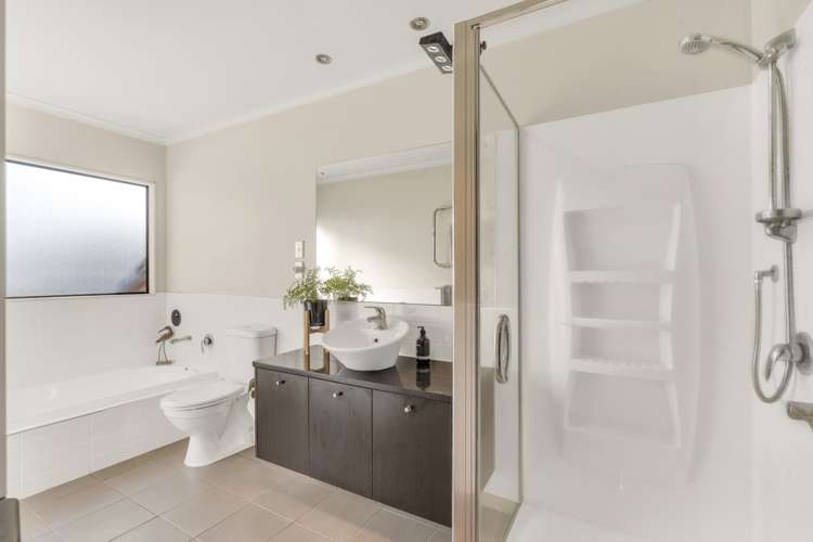 4 Bridgefield Crescent Flat Bush_18