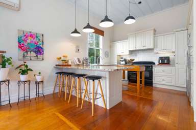 32 Ewing Road_1