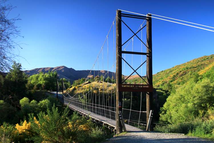 90 Whitechapel Road Arrow Junction_15