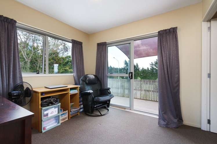 4 Atkins Way Ohauiti_8