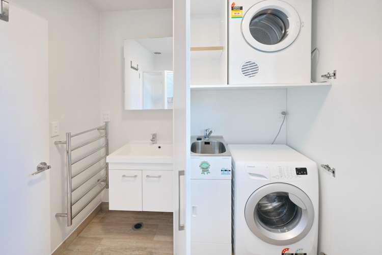 6/14 Buffon Street Waltham_12