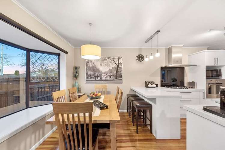 88 Houchens Road Glenview_8