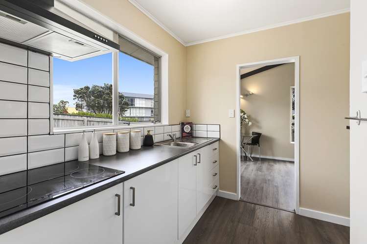 26 Kaikoura Street Maupuia_5