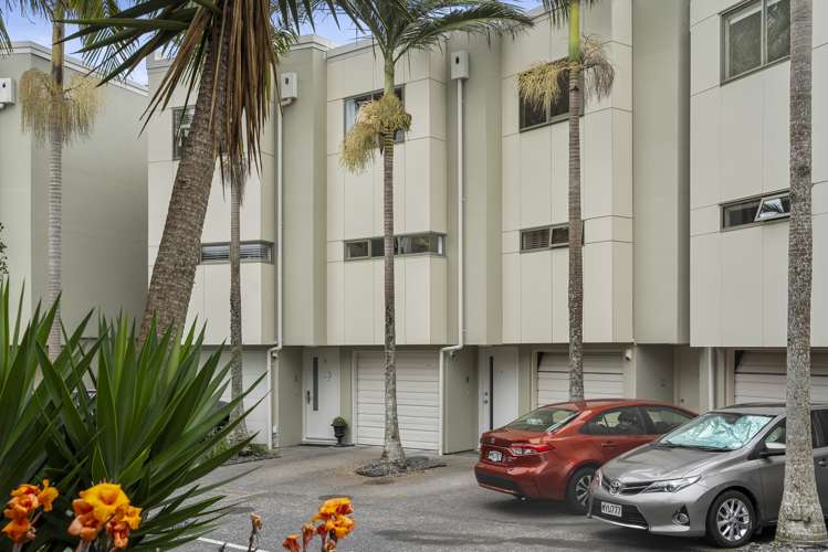 30/21 Hunters Park Drive Three Kings_14