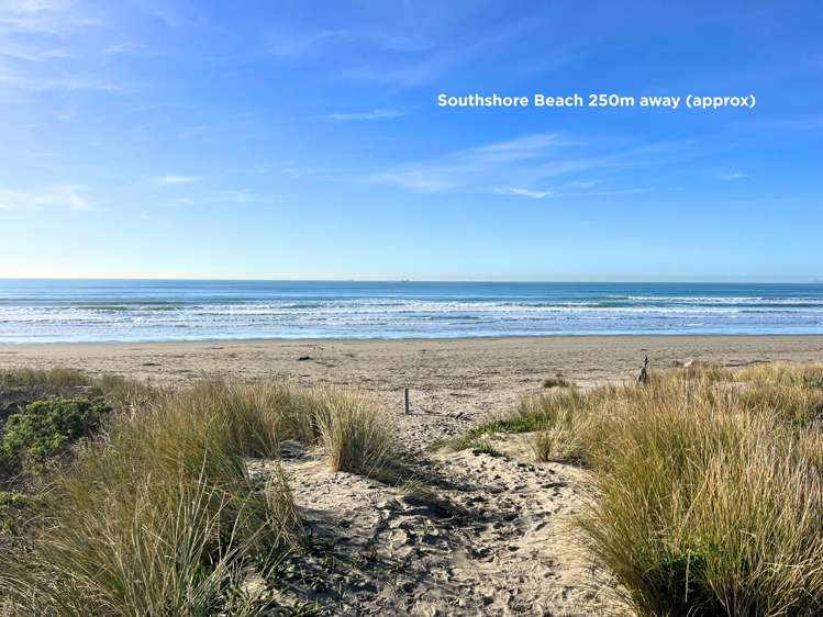 176 Rocking Horse Road Southshore_13