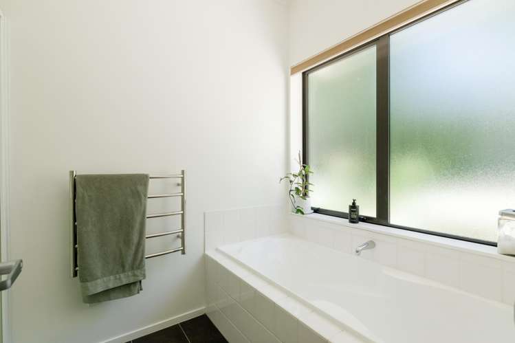 6 Bridgewater Lane Stoke_16