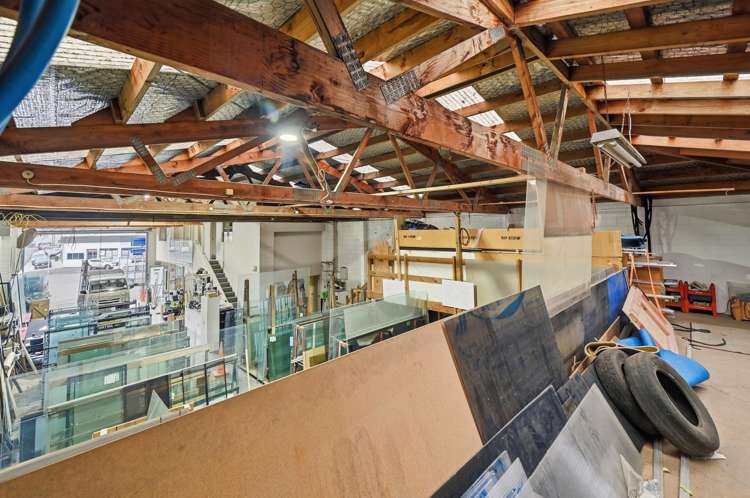 91 and 93 Riri Street Mangakakahi_11