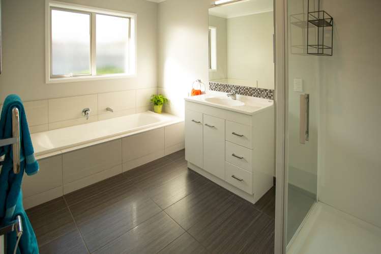 8 Taranui Way Paraparaumu Beach_10