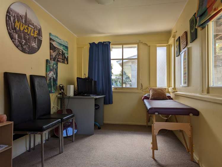 36 Powhiri Avenue Kensington_10