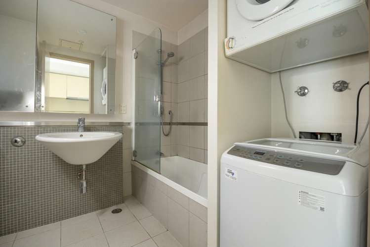 1I/22 Pakenham Street East Auckland Central_13