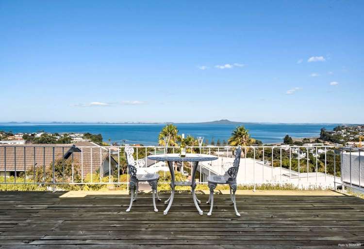 848 Beach Road Torbay_12