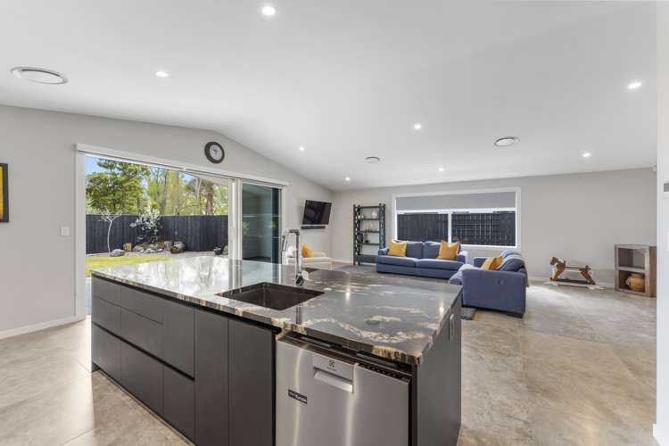16 Ivy Lane Kelvin Grove_4