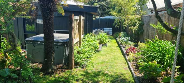 12 Titoki Avenue Waipahihi_8