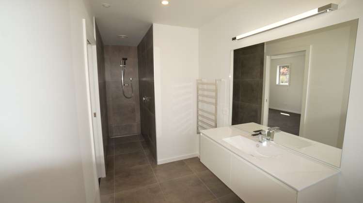 68 Stace Hopper Drive One Tree Point_12