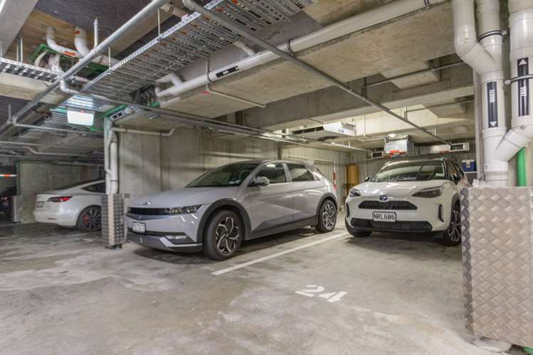 402/22 Fleet Street Eden Terrace_23