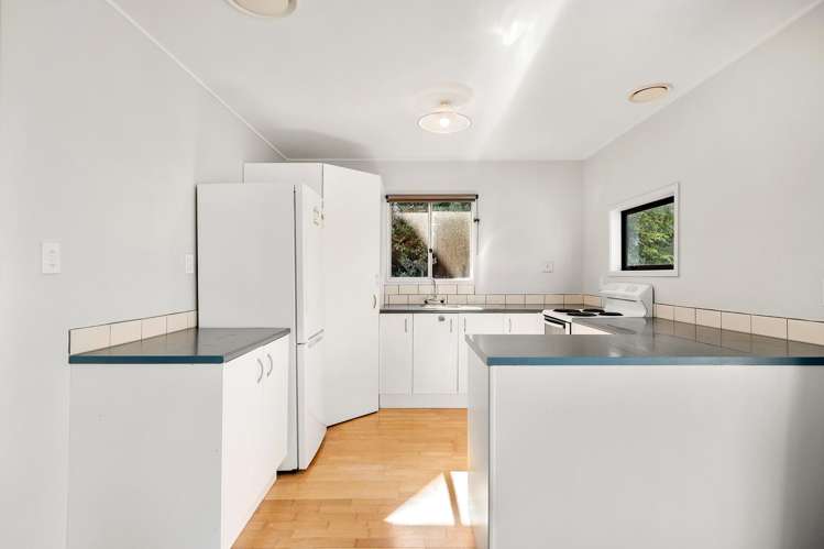 14B Ngarimu Grove Ngaio_3