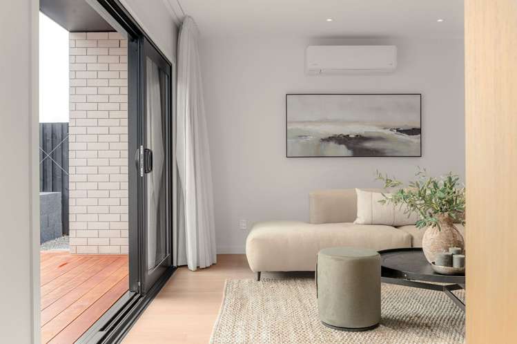 29 Kauri Point Drive Rototuna North_1