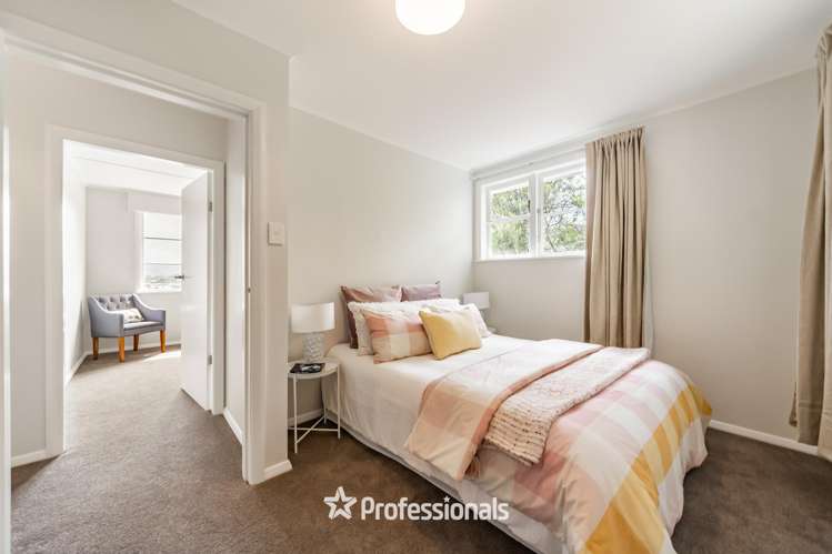 11 Hill Grove Naenae_13