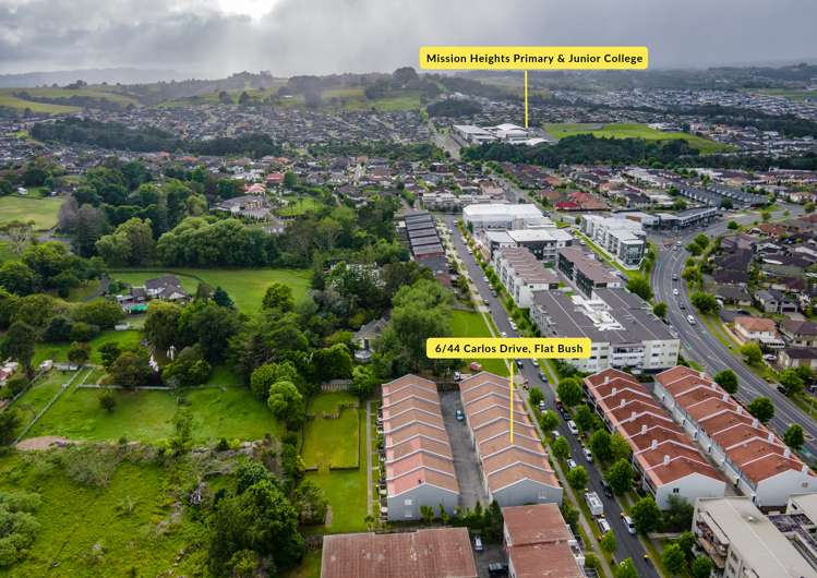 6/44 Carlos Drive Flat Bush_17