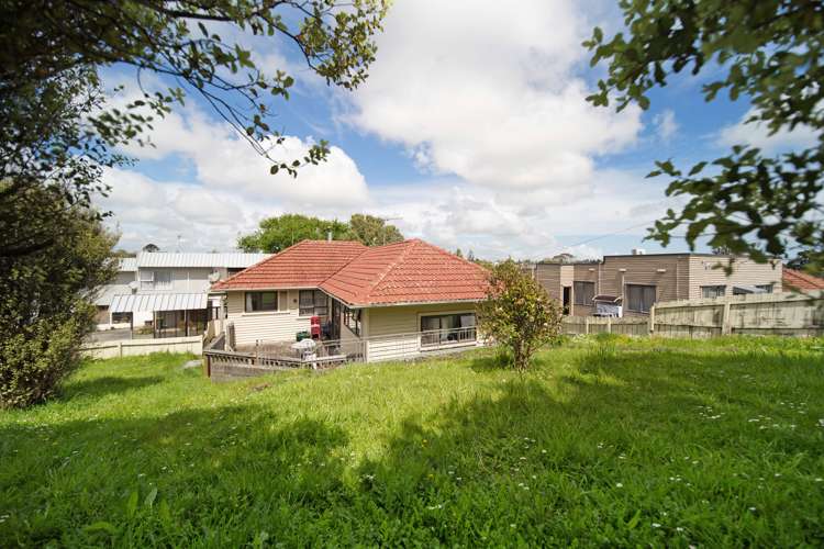 1/66 Hillcrest Road Papatoetoe Manukau City Houses for Sale One