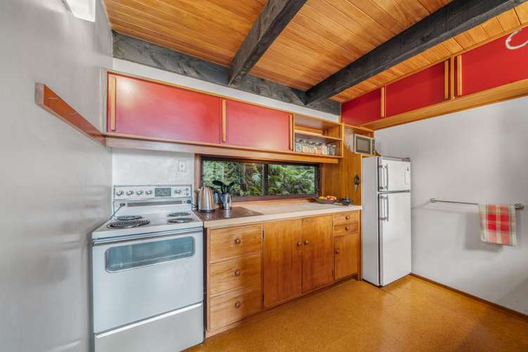 99 Elmslie Road Pinehaven_5